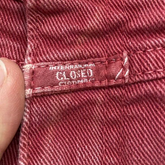 Closed Red Denim Frayed Hem Jeans - Picture 6 of 16